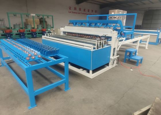 Width 2m Welded Fence Mesh Welding Machine For Cross Wire Space 50-200mm